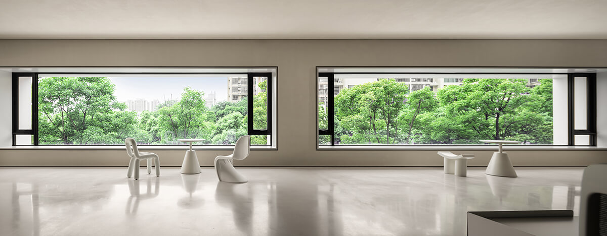 Lounge Area