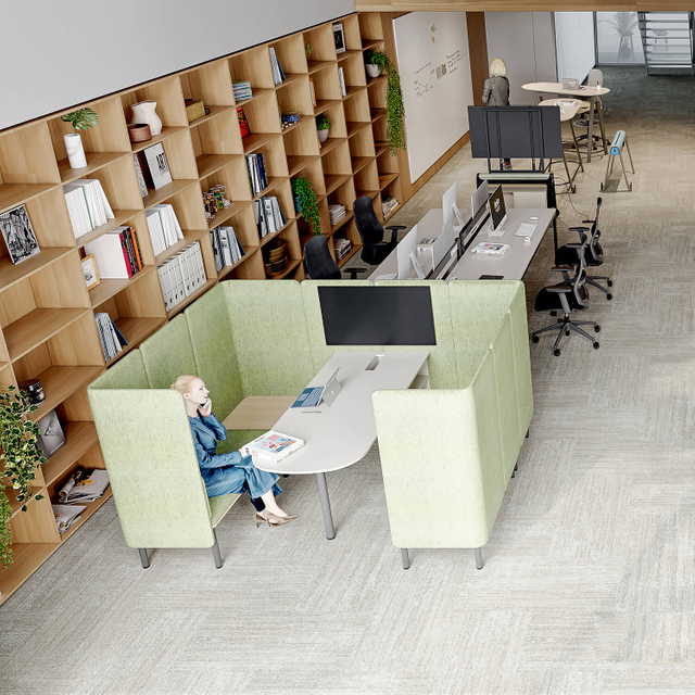 Classic Style Four Seater Workstation Soundproof Office Sofa
