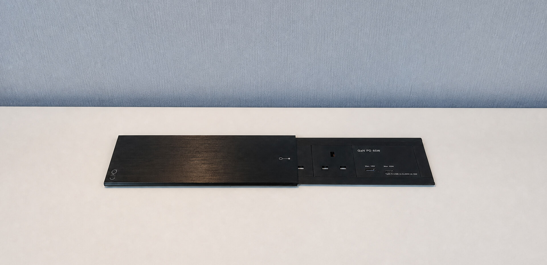 Recessed Slide Cover Socket.jpg