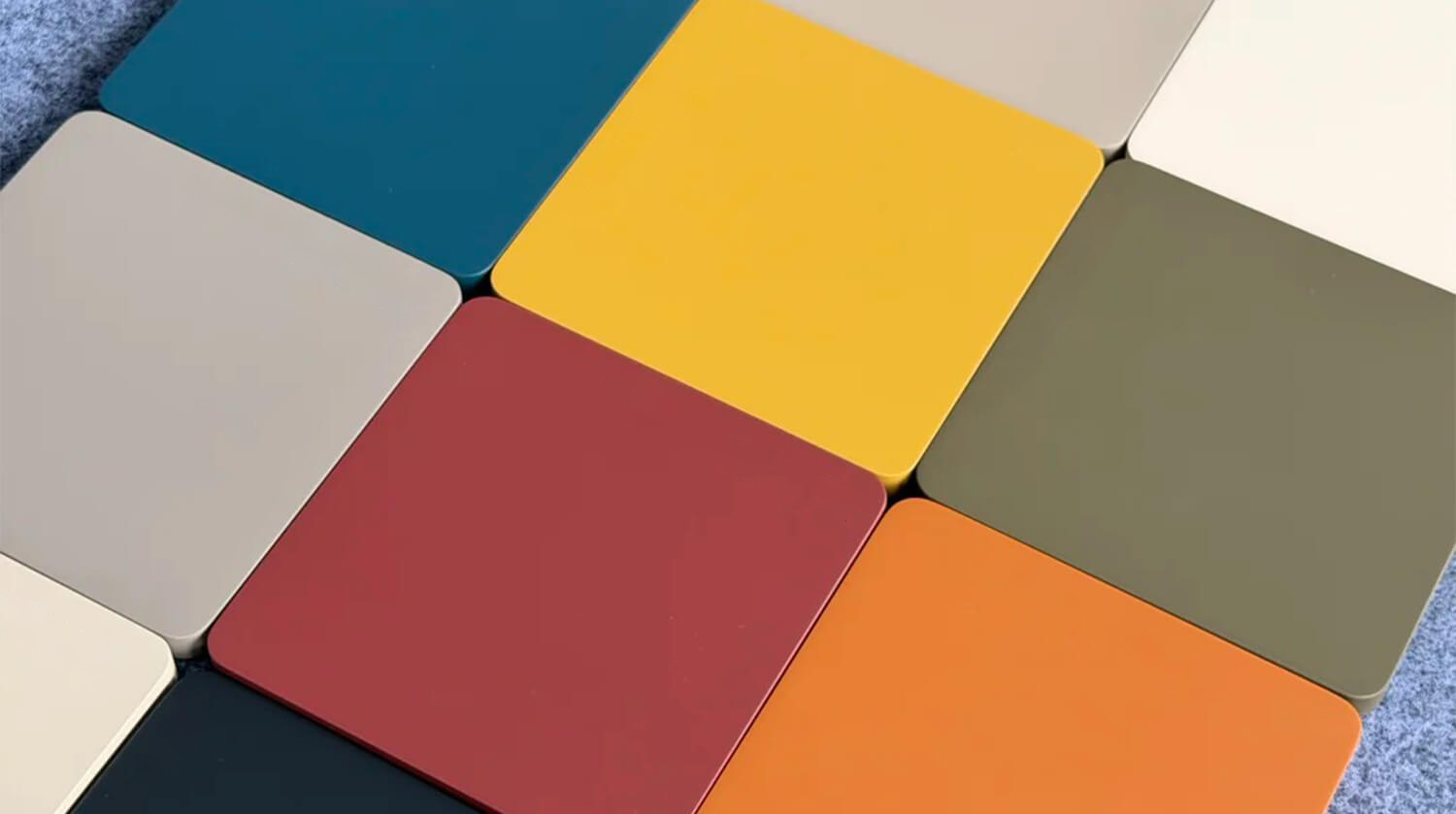 (FENIX&reg; Soft-Touch Surface