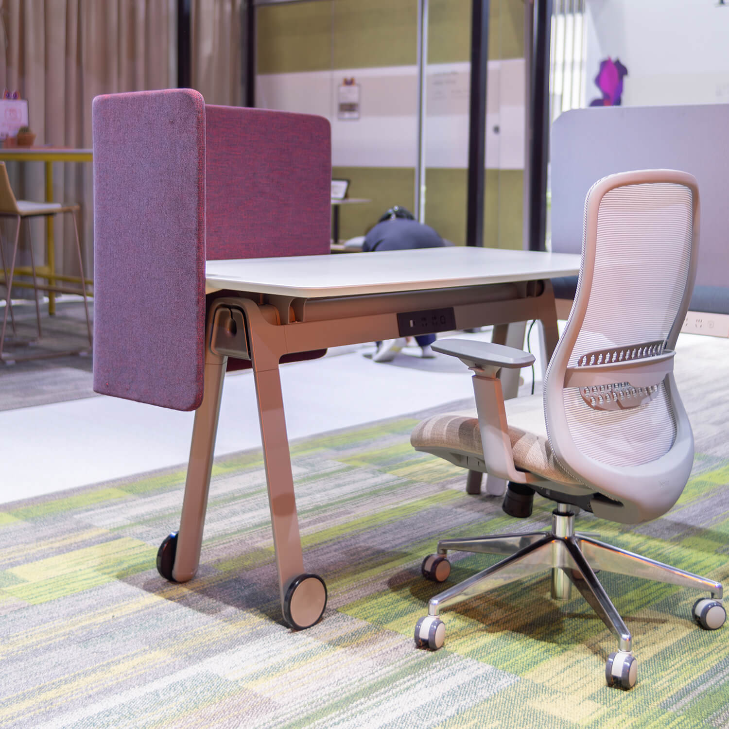 Single Screen Partition Staff Workstation Desk